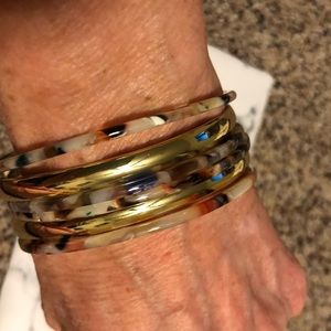 Loft bangles